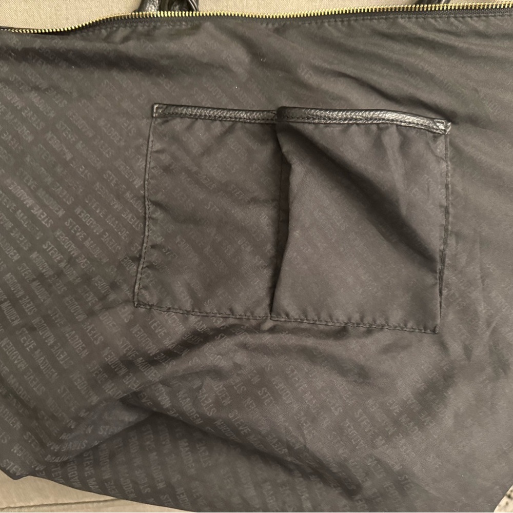Steve Madden Bstanton Black Tote Bag - Picture 9 of 9